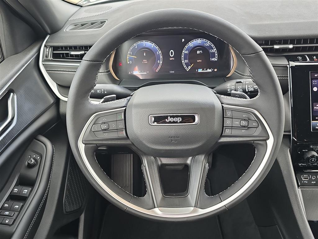 new 2025 Jeep Grand Cherokee L car, priced at $39,995