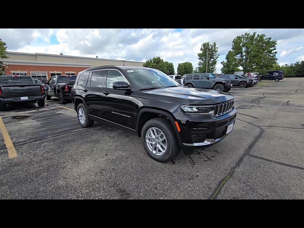 new 2025 Jeep Grand Cherokee L car, priced at $39,995