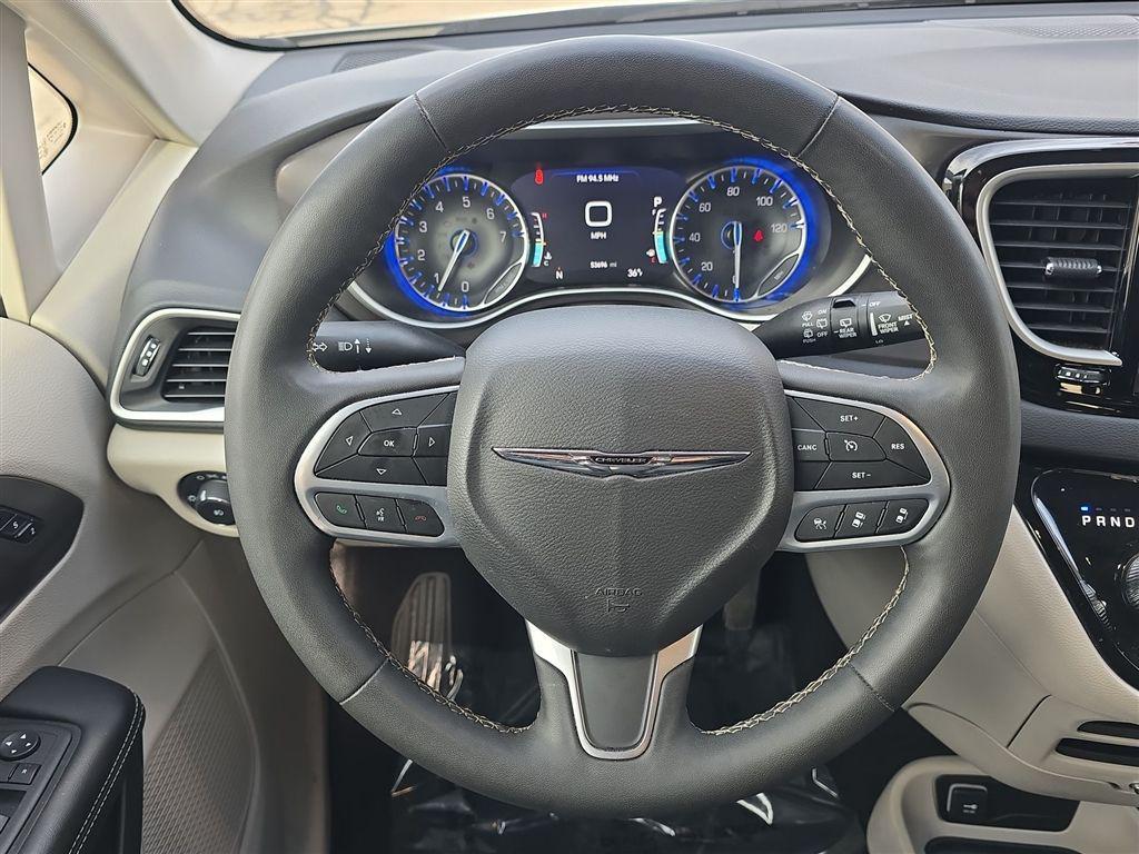 used 2024 Chrysler Pacifica car, priced at $29,550