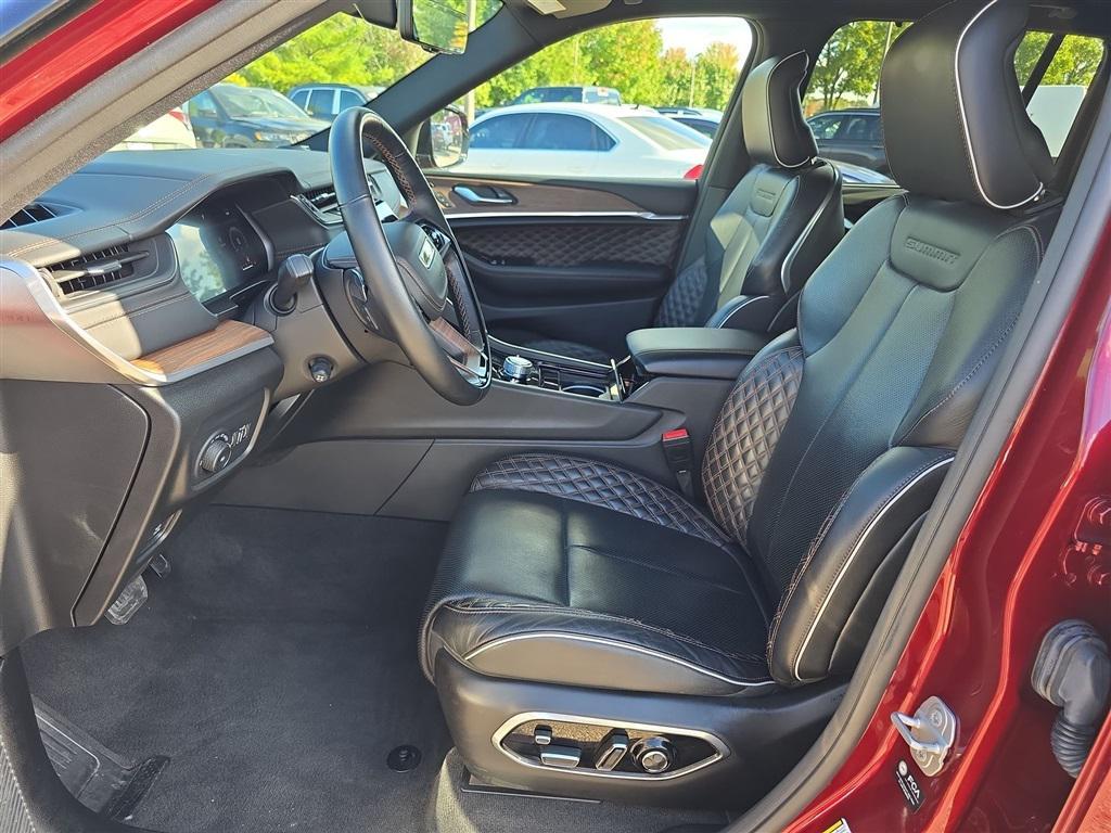 used 2022 Jeep Grand Cherokee car, priced at $39,390