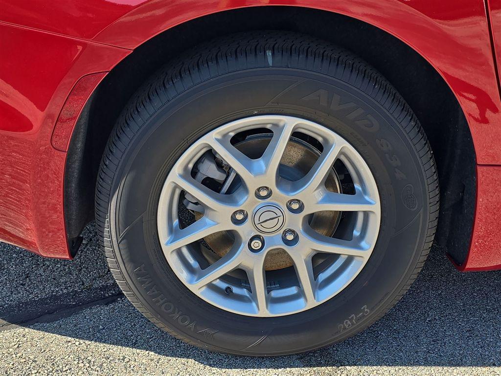 new 2026 Chrysler Pacifica car, priced at $39,693