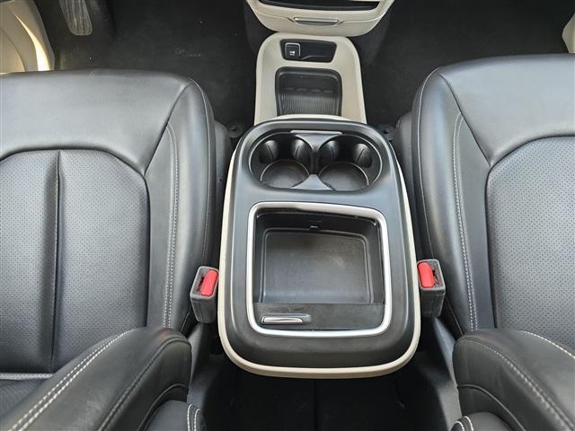 used 2023 Chrysler Pacifica car, priced at $23,890