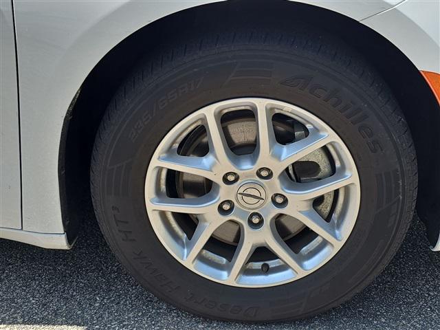 used 2023 Chrysler Pacifica car, priced at $23,890