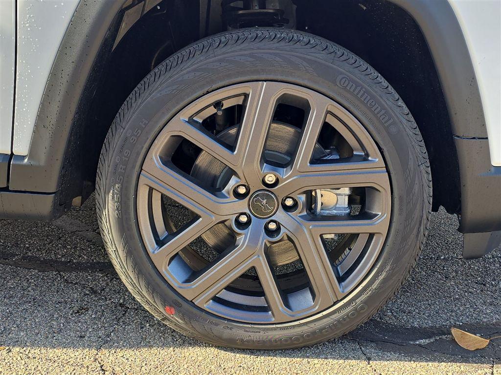 new 2026 Jeep Compass car, priced at $33,860