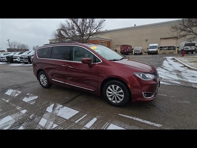 used 2017 Chrysler Pacifica car, priced at $13,690