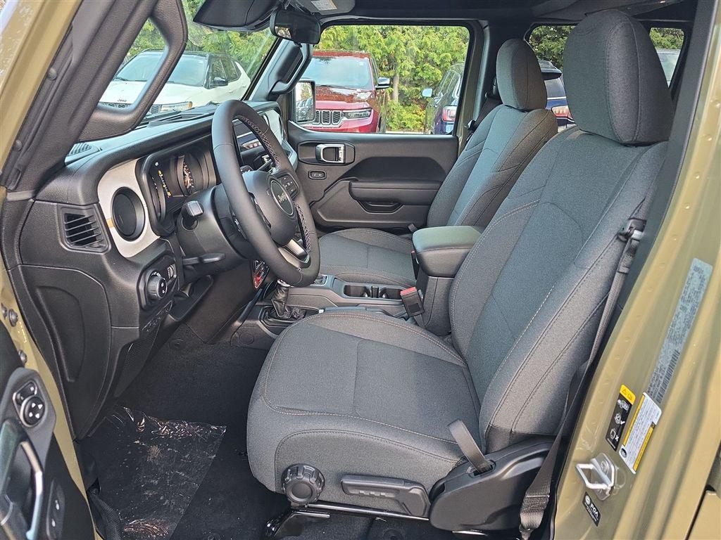 new 2026 Jeep Gladiator car, priced at $48,572