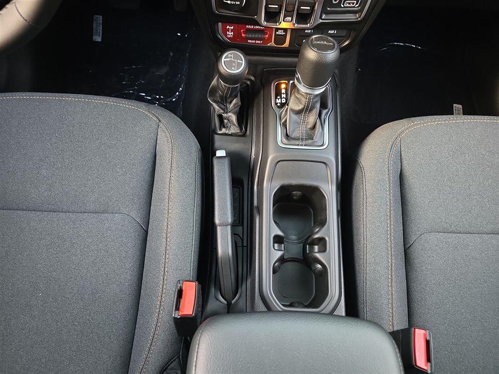 new 2026 Jeep Gladiator car, priced at $48,572