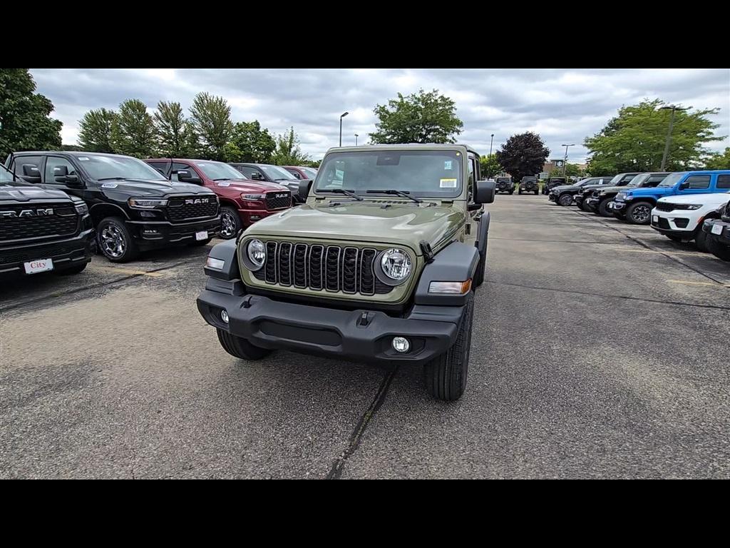 new 2025 Jeep Wrangler car, priced at $45,440