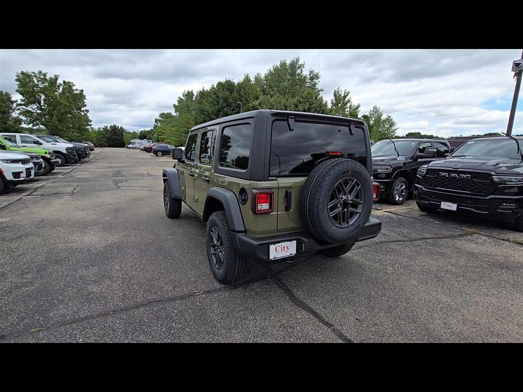 new 2025 Jeep Wrangler car, priced at $43,100