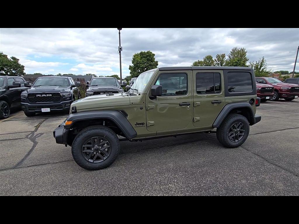 new 2025 Jeep Wrangler car, priced at $43,100