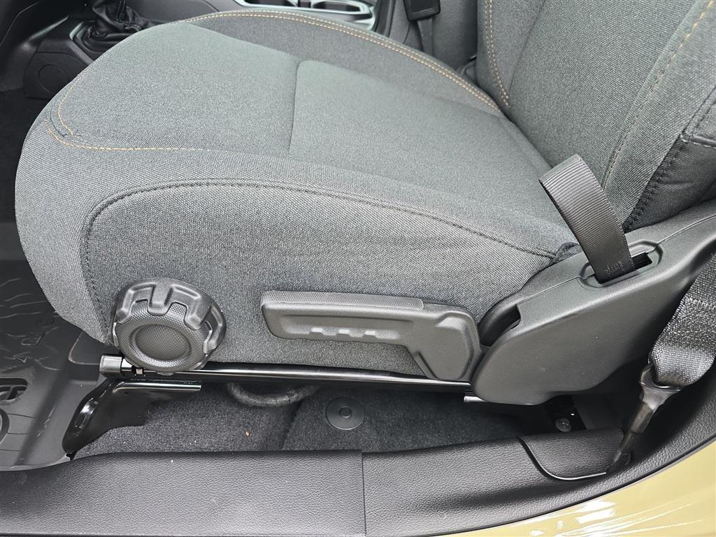 new 2025 Jeep Wrangler car, priced at $45,440