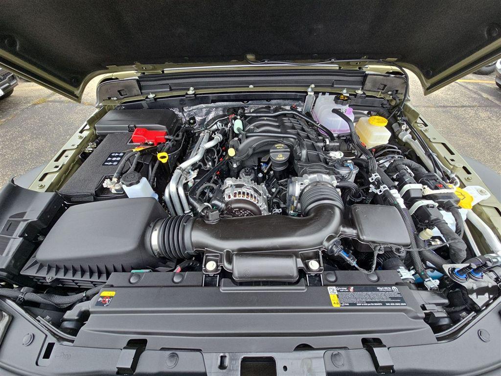 new 2025 Jeep Wrangler car, priced at $43,100