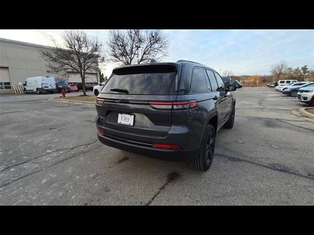 new 2025 Jeep Grand Cherokee car, priced at $42,059