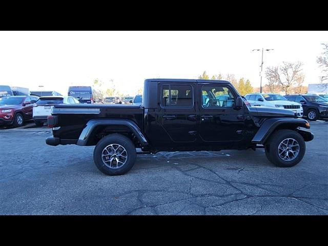 new 2024 Jeep Gladiator car, priced at $45,678