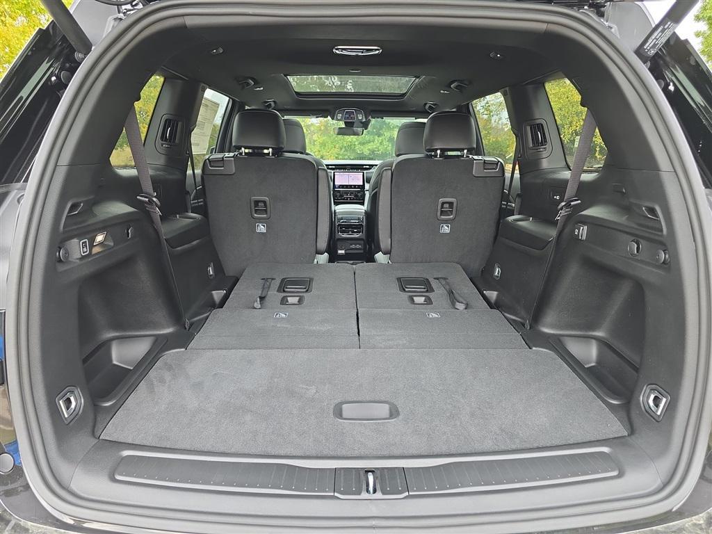 new 2025 Jeep Grand Cherokee L car, priced at $49,980