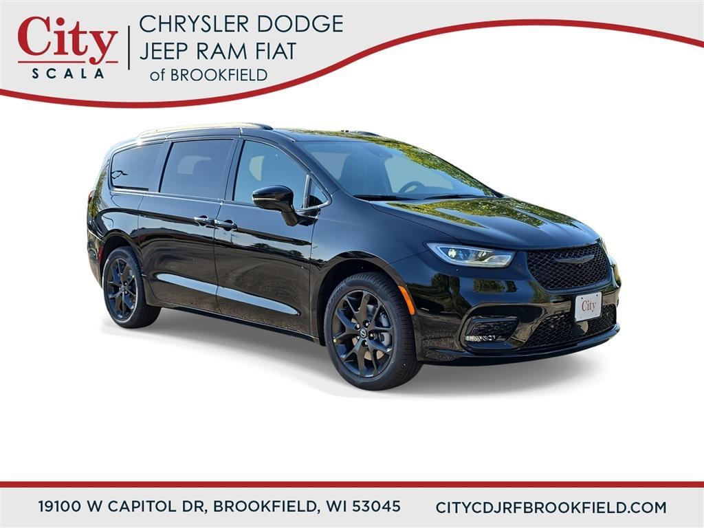 new 2026 Chrysler Pacifica car, priced at $49,920