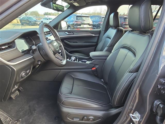 new 2025 Jeep Grand Cherokee L car, priced at $51,587