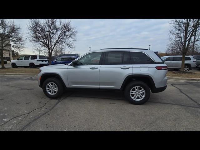 new 2025 Jeep Grand Cherokee car, priced at $37,155