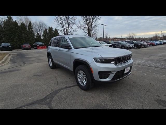 new 2025 Jeep Grand Cherokee car, priced at $37,155