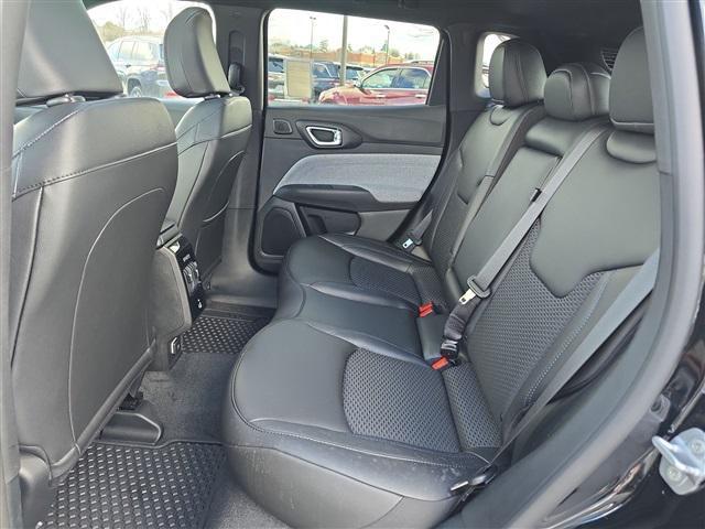 new 2025 Jeep Compass car, priced at $30,623