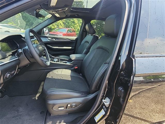 new 2025 Jeep Grand Cherokee L car, priced at $42,760