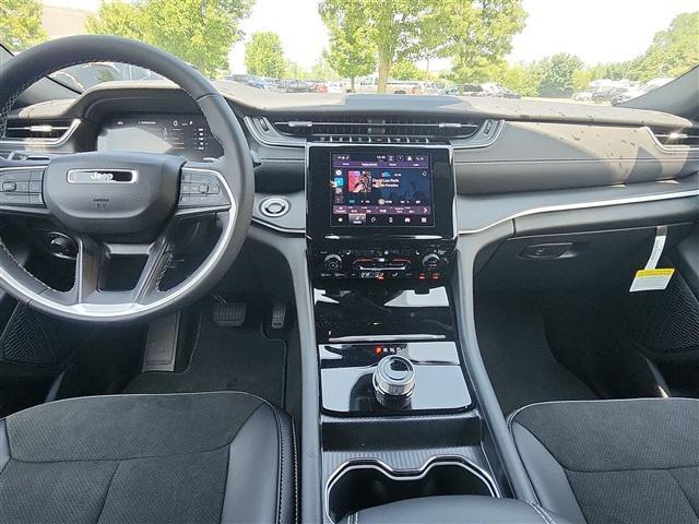 new 2025 Jeep Grand Cherokee L car, priced at $42,760