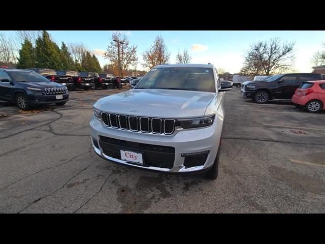 new 2025 Jeep Grand Cherokee L car, priced at $50,060