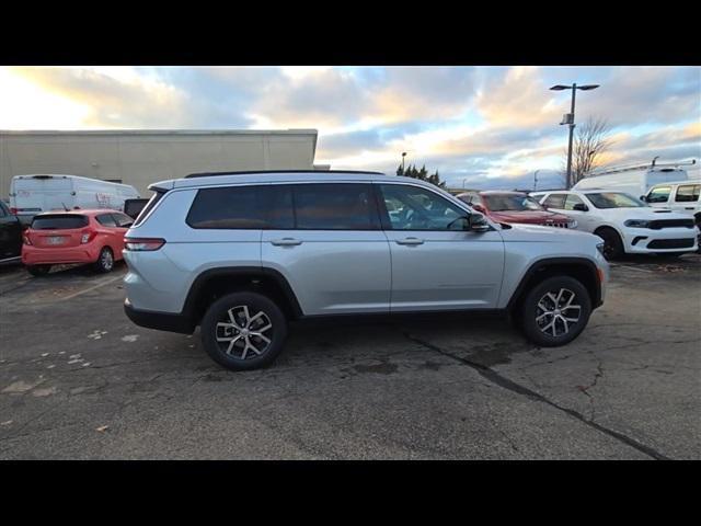 new 2025 Jeep Grand Cherokee L car, priced at $51,060