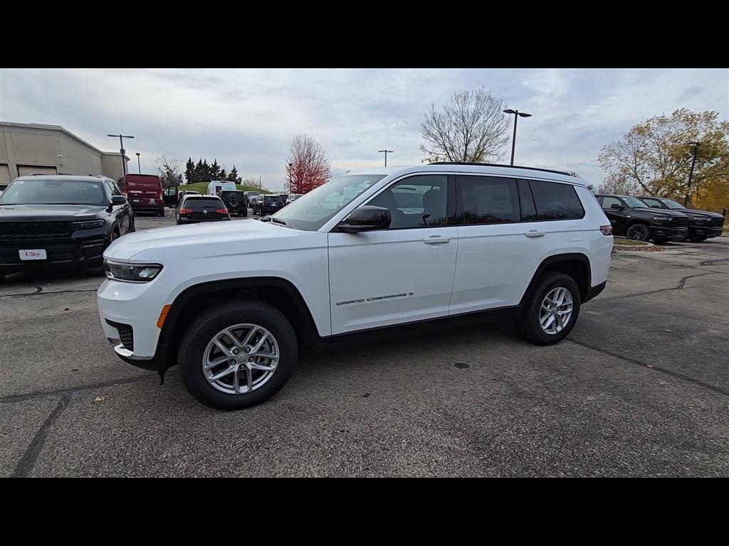 new 2025 Jeep Grand Cherokee L car, priced at $40,403