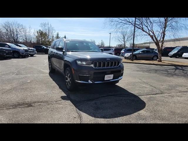 new 2025 Jeep Grand Cherokee L car, priced at $45,250