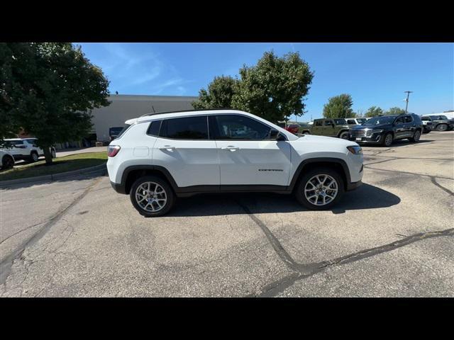 new 2025 Jeep Compass car, priced at $26,990