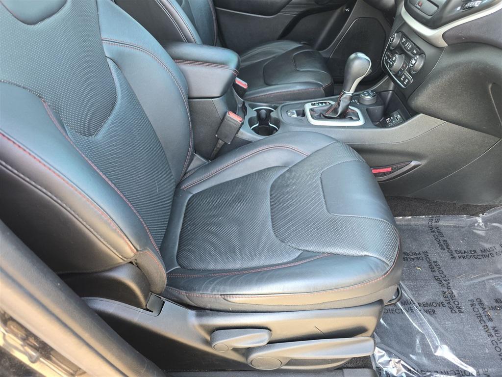 used 2015 Jeep Cherokee car, priced at $9,490