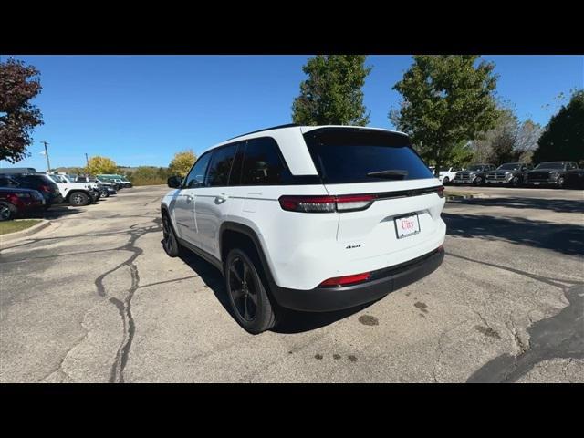 new 2025 Jeep Grand Cherokee car, priced at $42,377