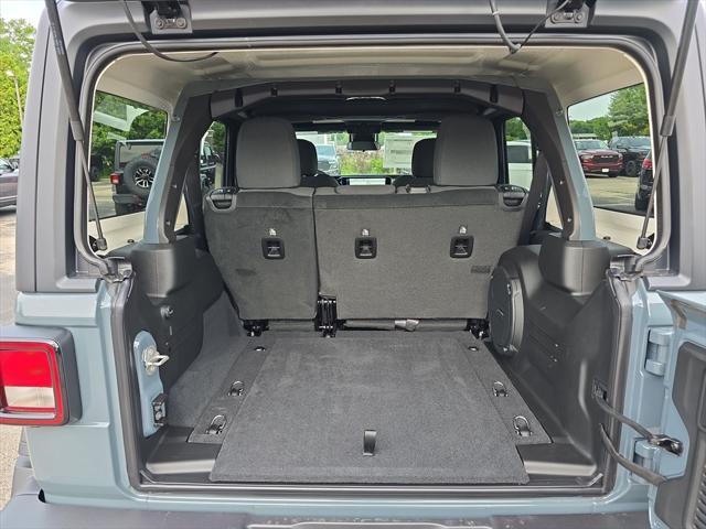 new 2025 Jeep Wrangler car, priced at $47,380