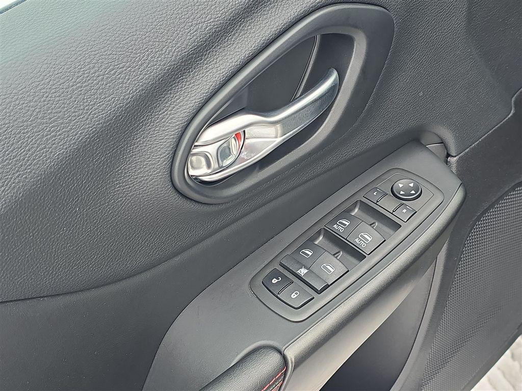 used 2021 Jeep Cherokee car, priced at $24,750