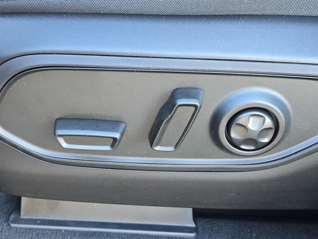 new 2025 Jeep Grand Cherokee L car, priced at $42,836