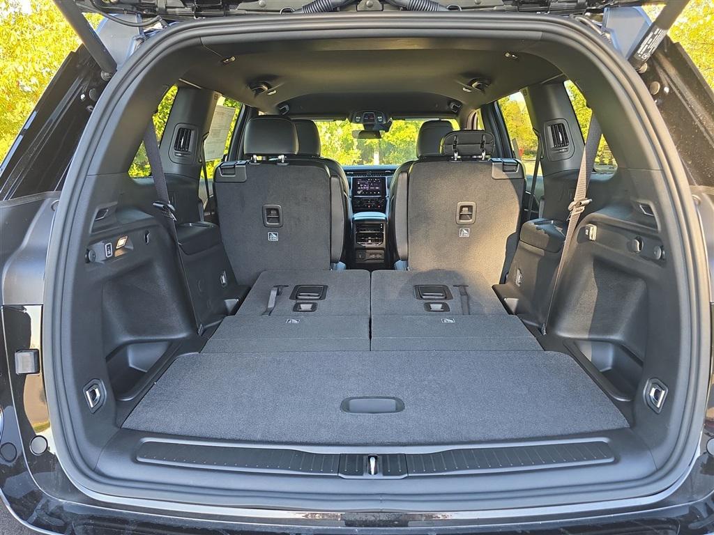 new 2025 Jeep Grand Cherokee L car, priced at $42,836