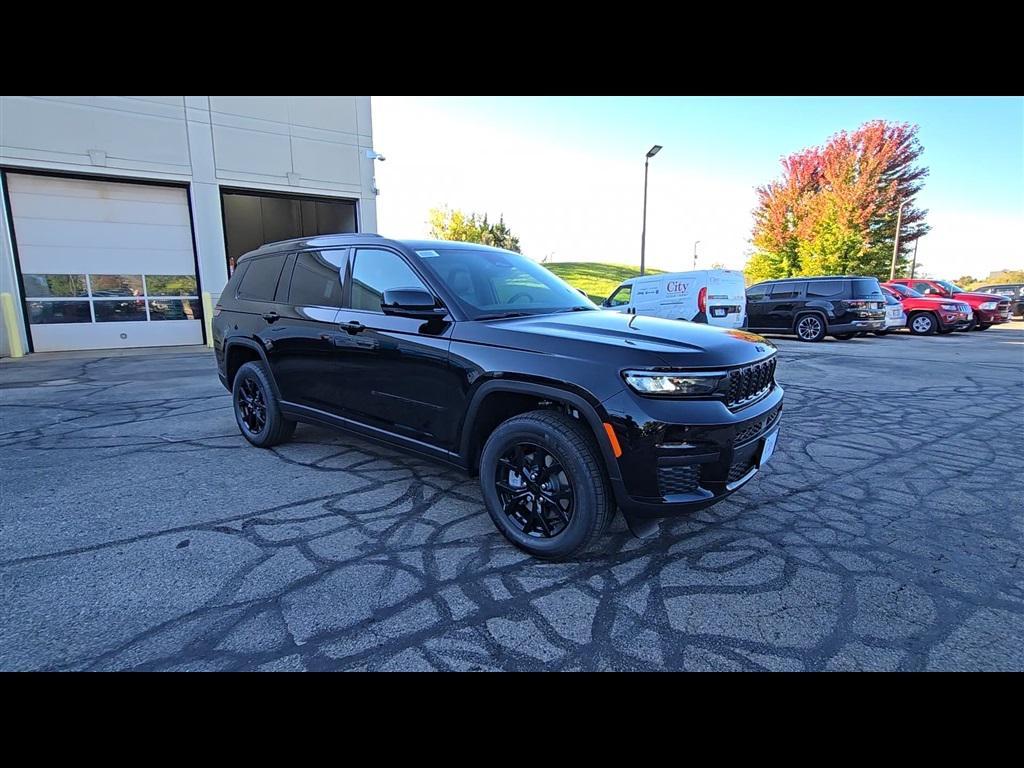 new 2025 Jeep Grand Cherokee L car, priced at $42,836