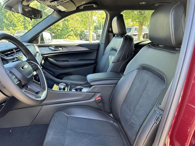 new 2025 Jeep Grand Cherokee L car, priced at $44,873