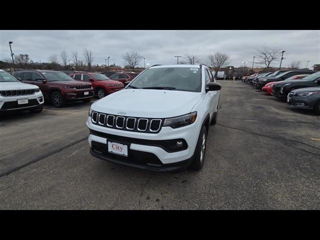 new 2025 Jeep Compass car, priced at $30,074