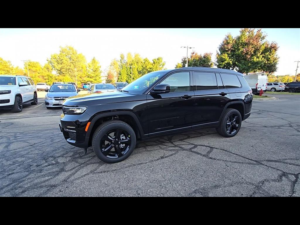 new 2025 Jeep Grand Cherokee L car, priced at $54,398