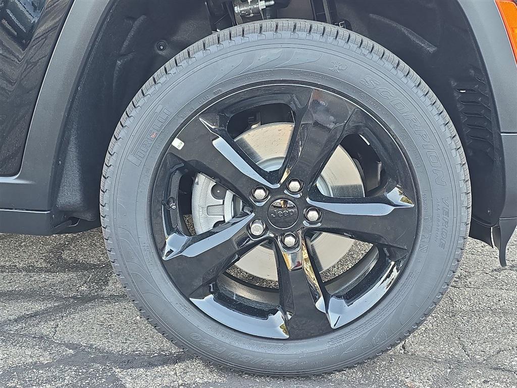 new 2025 Jeep Grand Cherokee L car, priced at $54,398