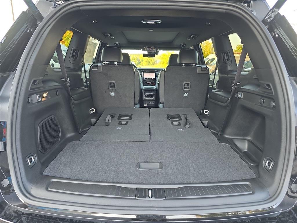 new 2025 Jeep Grand Cherokee L car, priced at $54,398