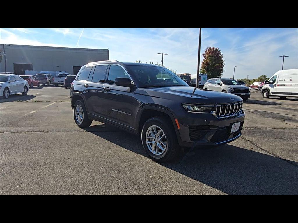 new 2025 Jeep Grand Cherokee car, priced at $40,351