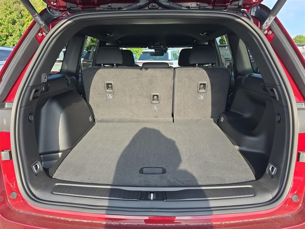 new 2025 Jeep Grand Cherokee car, priced at $38,225