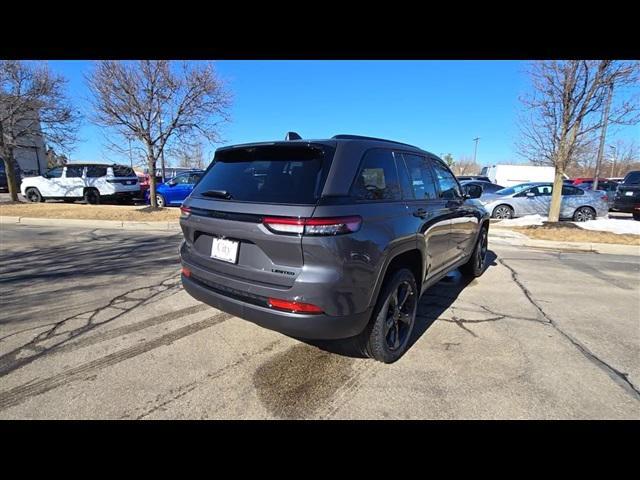 new 2025 Jeep Grand Cherokee car, priced at $40,479