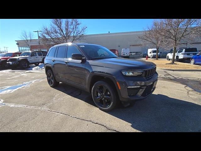 new 2025 Jeep Grand Cherokee car, priced at $40,479