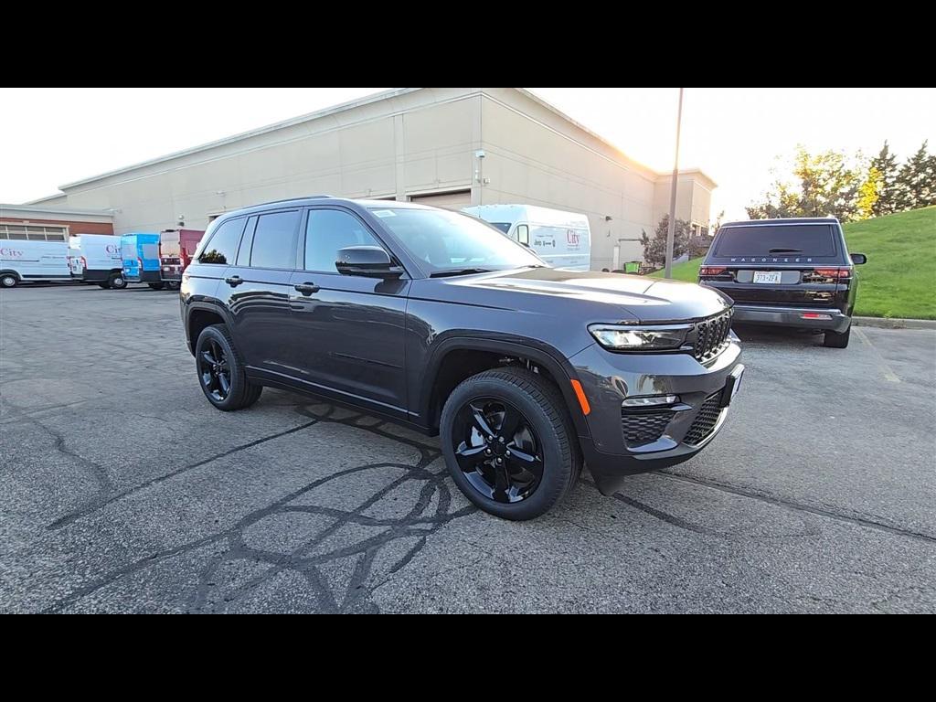 new 2025 Jeep Grand Cherokee car, priced at $51,309