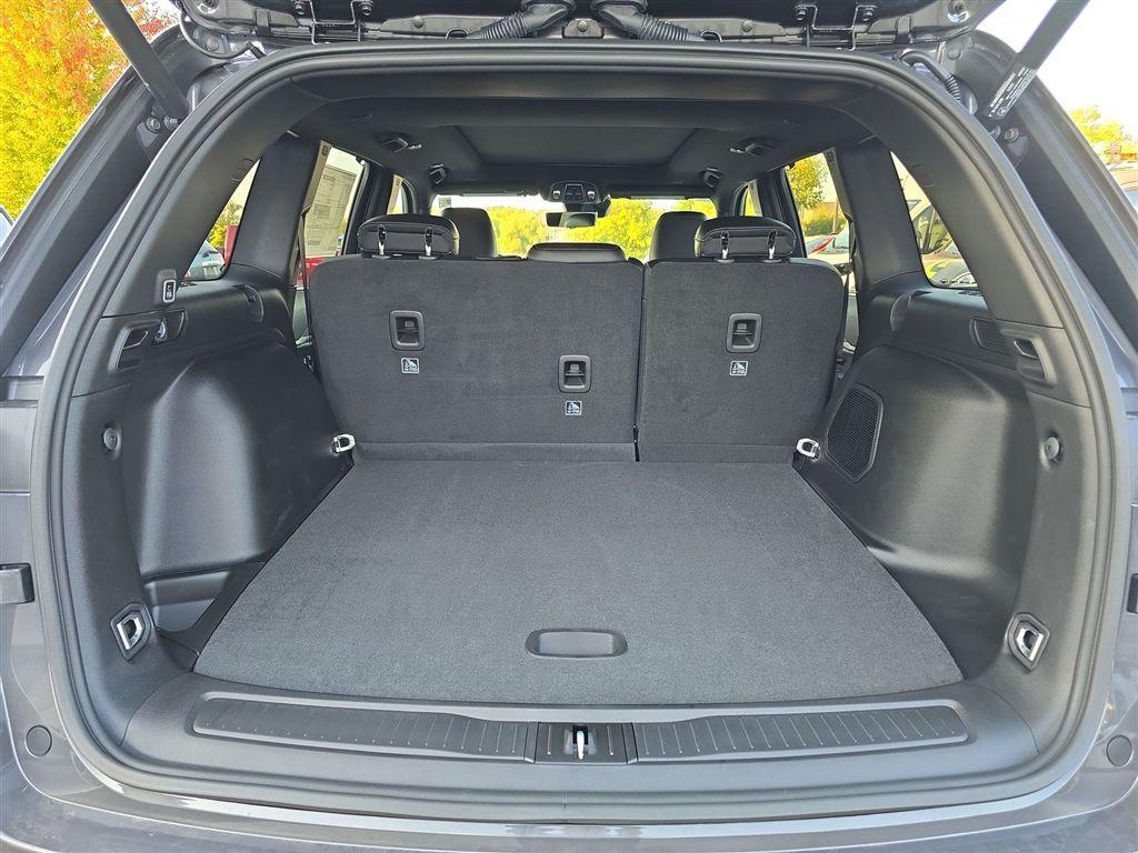 new 2025 Jeep Grand Cherokee car, priced at $52,759