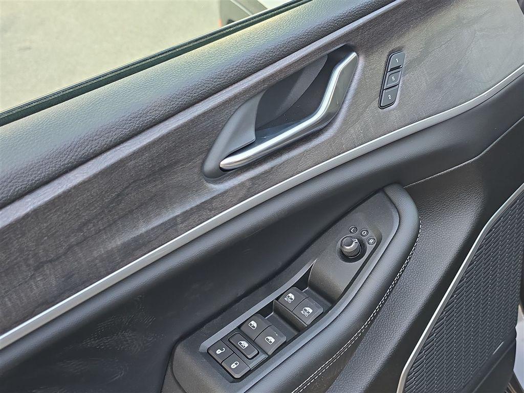 new 2025 Jeep Grand Cherokee car, priced at $52,759